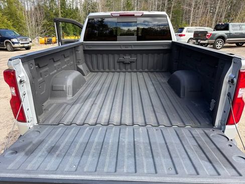 Used 2021 Chevrolet Silverado 1500 RST AWD/4WD image 27