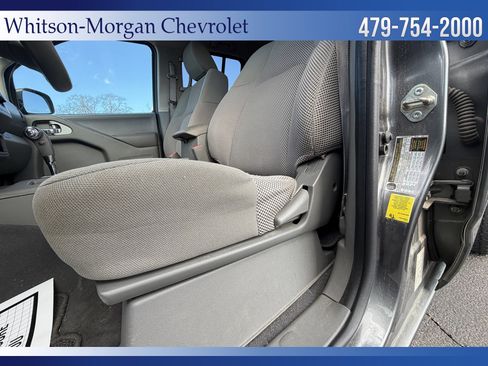 Used 2019 Nissan Frontier SV image 13