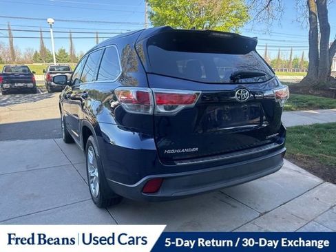 Used 2015 Toyota Highlander Limited AWD/4WD image 12