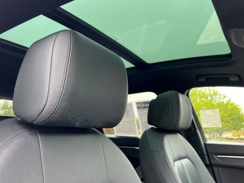 Used 2021 Audi Q3 2.0T Premium AWD/4WD image 19