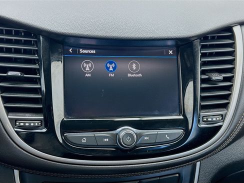 Used 2020 Chevrolet Trax LS FWD image 11