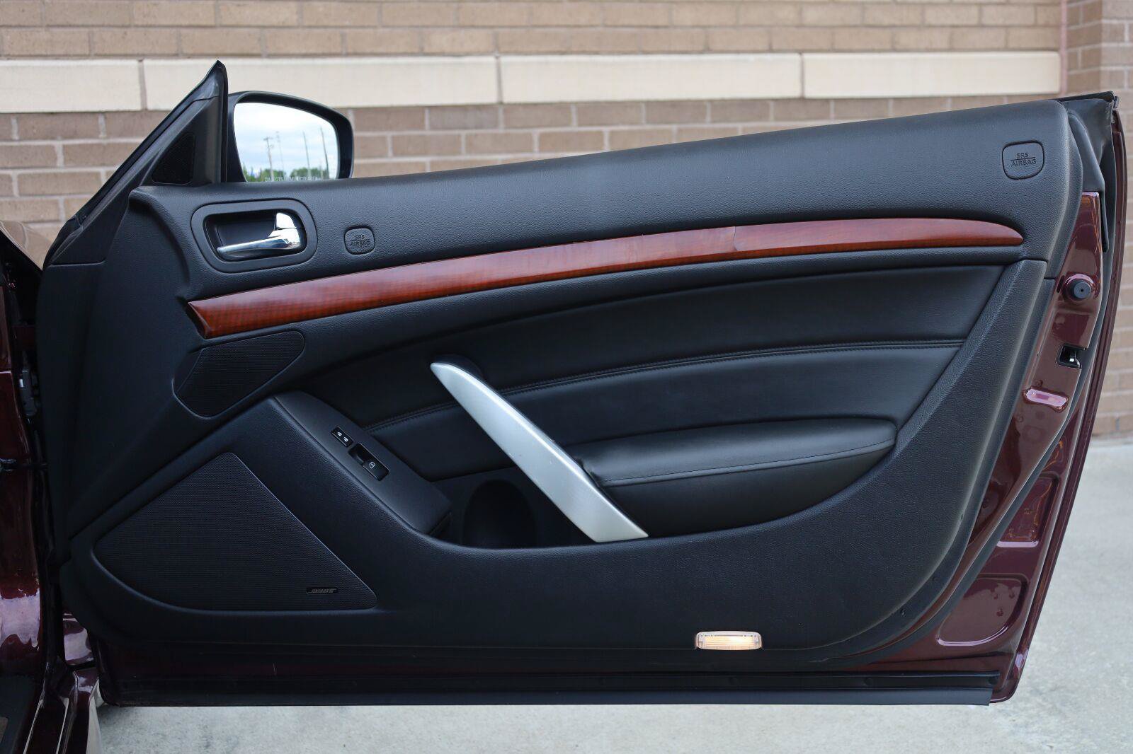 Used 2009 INFINITI G37 Convertible w/ Premium Pkg RWD image 26