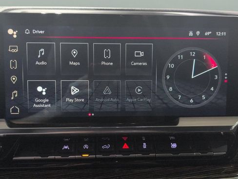 Used 2024 GMC Sierra 1500 Elevation AWD/4WD image 13