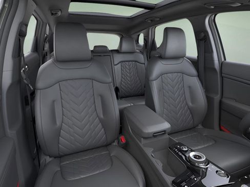 New 2025 Kia Sportage X-Line image 15