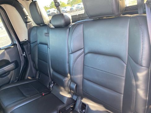 Used 2023 Jeep Gladiator Sport image 35