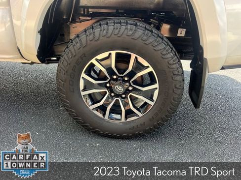 Used 2023 Toyota Tacoma TRD Sport AWD/4WD image 27