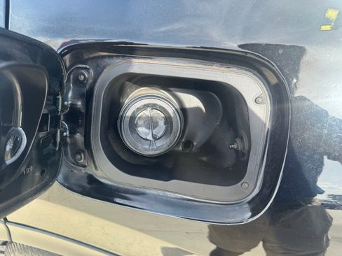 Certified 2021 Honda CR-V Touring image 35