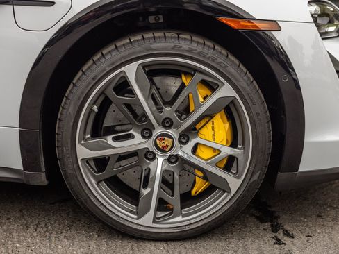 Certified 2024 Porsche Taycan Turbo S image 17