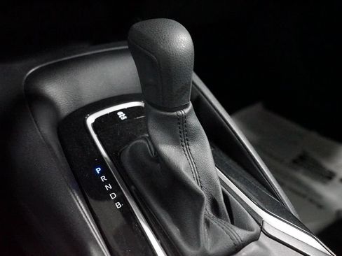 Certified 2025 Toyota Corolla LE FWD image 21