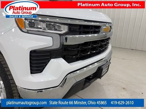 Used 2024 Chevrolet Silverado 1500 LT image 45