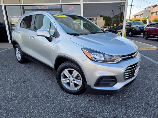 Used 2020 Chevrolet Trax LS FWD image 2