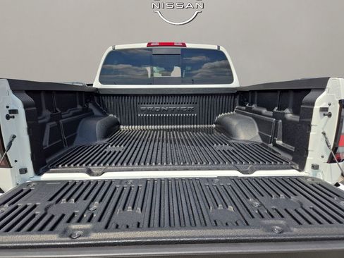 New 2025 Nissan Frontier SV image 25