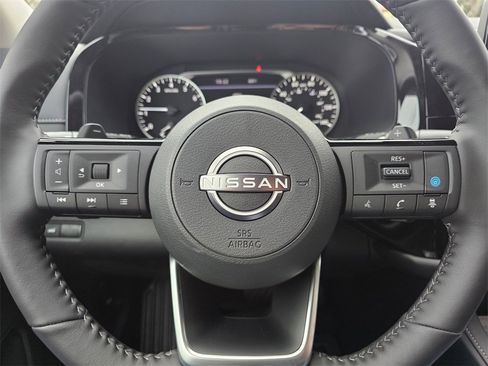 New 2025 Nissan Pathfinder SL w/ Lighting Package (N92) image 19