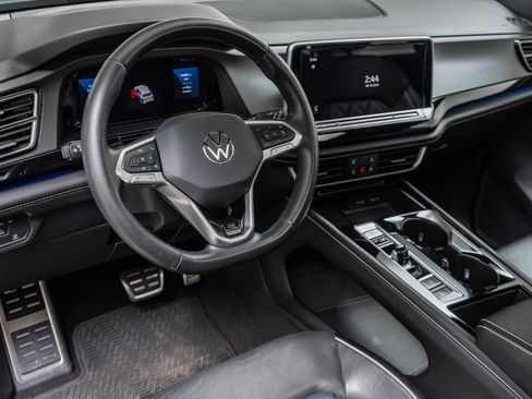 Used 2024 Volkswagen Atlas Cross Sport SEL Premium R-Line AWD/4WD image 13