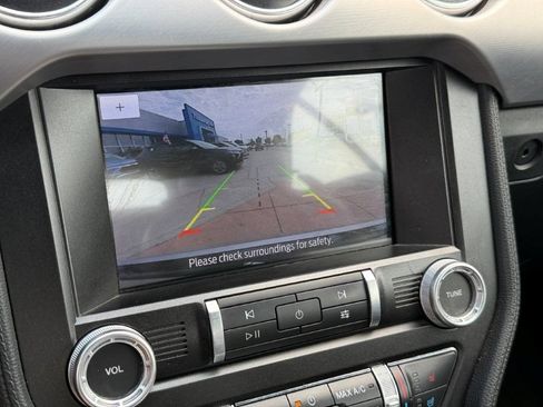 Used 2022 Ford Mustang Premium RWD image 30