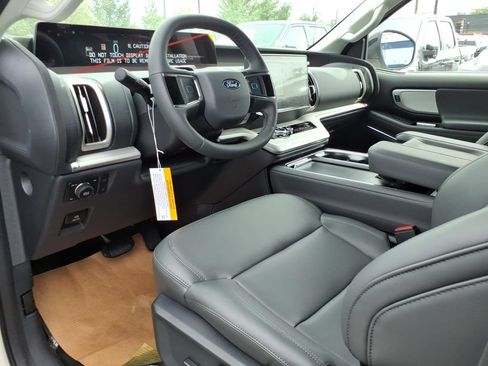 New 2026 Ford Expedition Max Active AWD/4WD image 12