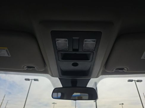 Used 2019 RAM 1500 Classic SLT image 25