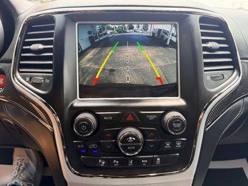 Used 2018 Jeep Grand Cherokee Trackhawk AWD/4WD image 23