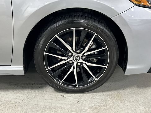 Used 2024 Toyota Camry SE w/ Cold Weather Package image 13