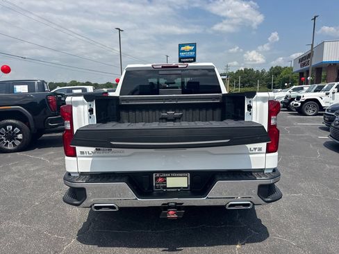 Used 2026 Chevrolet Silverado 1500 LTZ w/ LTZ Premium Package AWD/4WD image 19