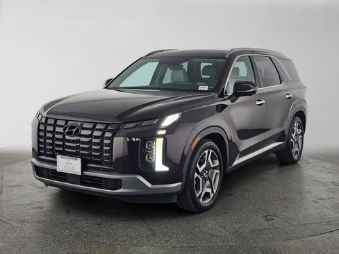 Used 2023 Hyundai Palisade Limited w/ Cargo Package FWD image 7