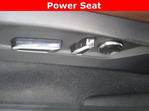 Used 2024 Acura MDX SH-AWD w/ Technology Package image 25