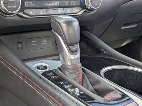 Used 2025 Nissan Altima 2.5 SR w/ SR Premium Package AWD/4WD image 22