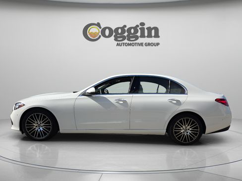 Used 2026 Mercedes-Benz C 300 Sedan image 3