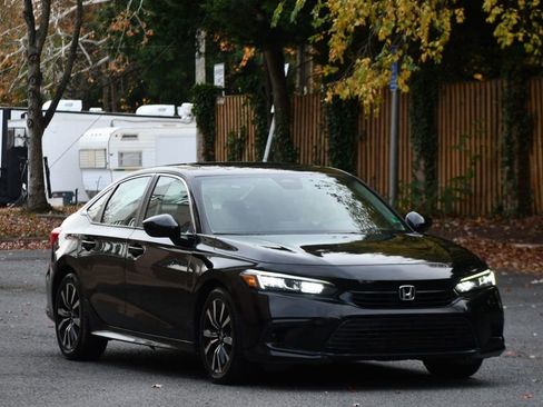 Used 2022 Honda Civic EX image 10