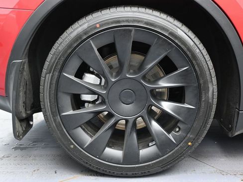 Used 2023 Tesla Model Y Long Range image 15