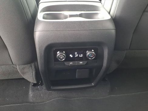 New 2026 Chevrolet Traverse LT w/ Driver Confidence Package FWD image 19