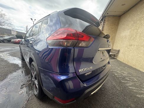 Used 2018 Nissan Rogue SL image 5