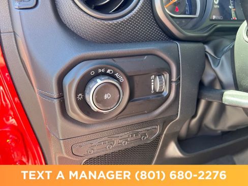 New 2026 Jeep Wrangler Unlimited Rubicon AWD/4WD image 30