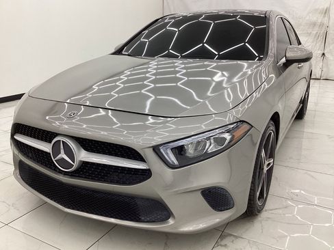 Used 2019 Mercedes-Benz A 220 4MATIC image 1