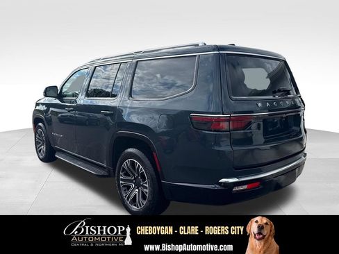 Used 2024 Jeep Wagoneer Series II AWD/4WD image 9