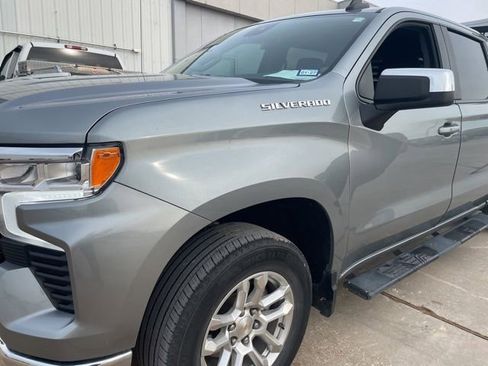 Used 2024 Chevrolet Silverado 1500 LT image 1