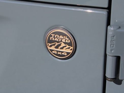 Used 2024 Jeep Wrangler Unlimited Rubicon 392 image 18