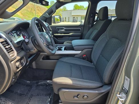 New 2026 RAM 1500 Big Horn w/ Night Edition AWD/4WD image 4