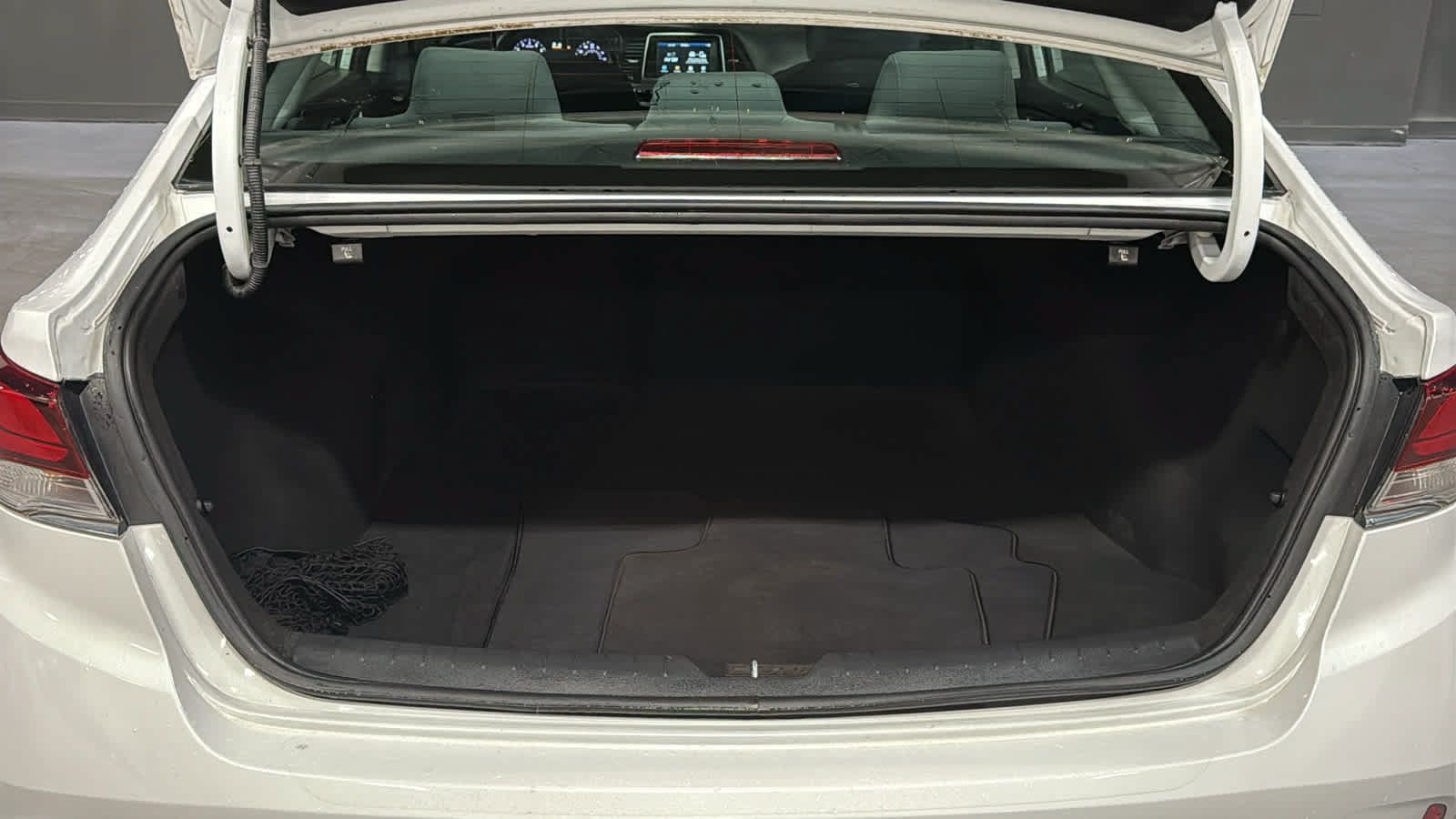 Used 2018 Hyundai Sonata SEL w/ Tech Package 04 FWD image 25