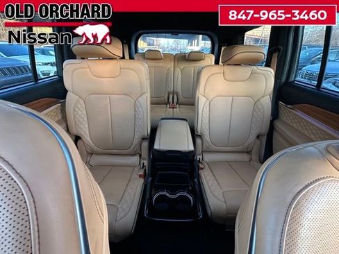 Used 2024 Jeep Grand Cherokee L Summit image 11