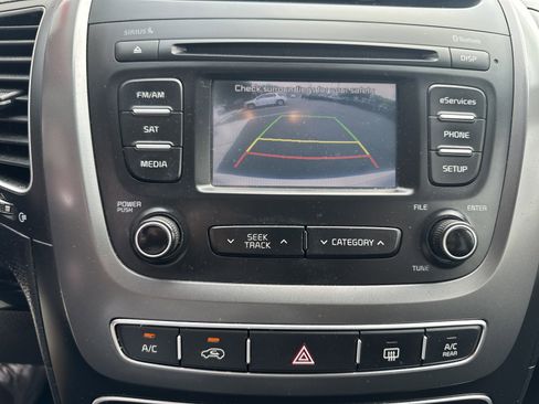 Used 2015 Kia Sorento LX FWD image 15