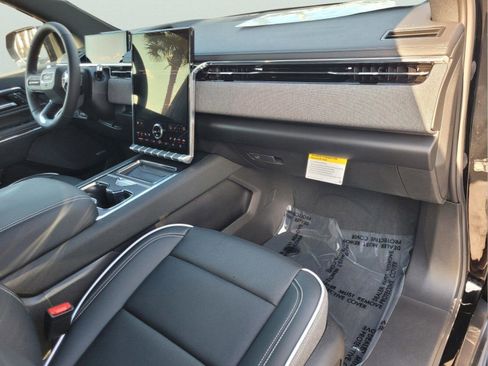 New 2026 GMC Sierra EV Elevation w/ Premium Package image 18