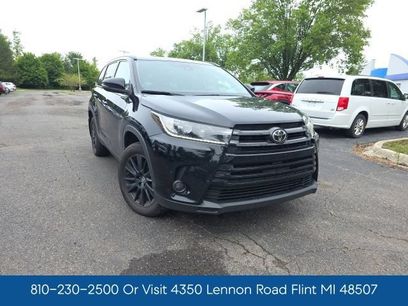 Used 2019 Toyota Highlander SE