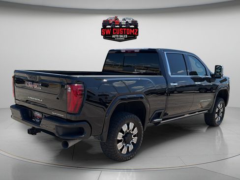 Used 2025 GMC Sierra 2500 Denali w/ Denali Reserve Package AWD/4WD image 7