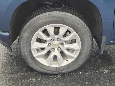 Used 2021 Chevrolet Silverado 1500 Custom image 10