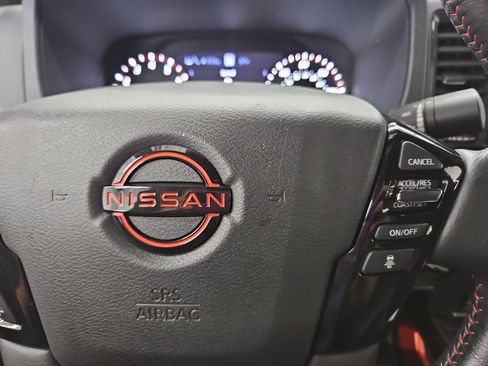 Used 2023 Nissan Frontier PRO-4X w/ Pro Convenience Package AWD/4WD image 9