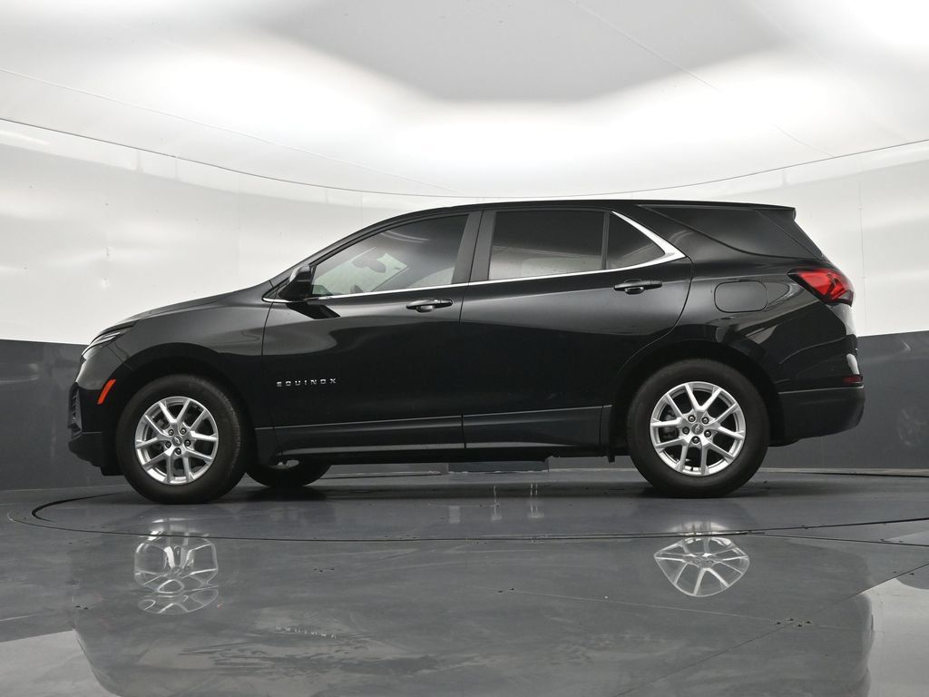 Used 2024 Chevrolet Equinox LT FWD image 24