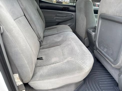 Used 2005 Toyota Tacoma 4x4 Double Cab image 17