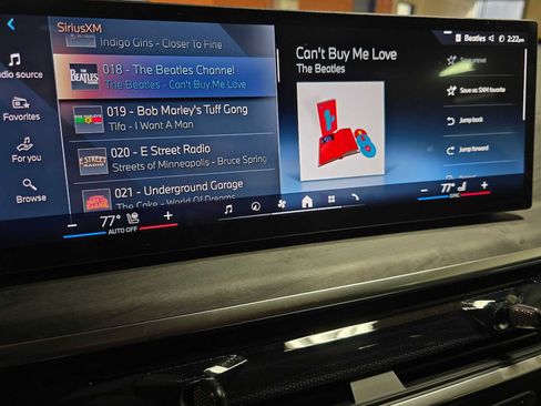 New 2026 BMW X5 xDrive50e w/ Premium Package image 25