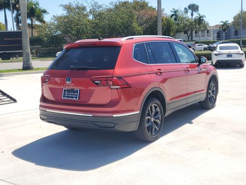 Used 2023 Volkswagen Tiguan SE image 10